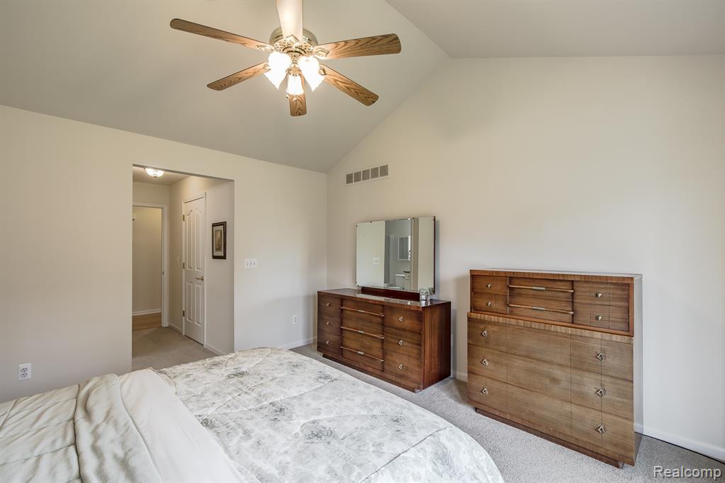 50077 Lexington Avenue E, Utica, MI 48317 — Photo 27