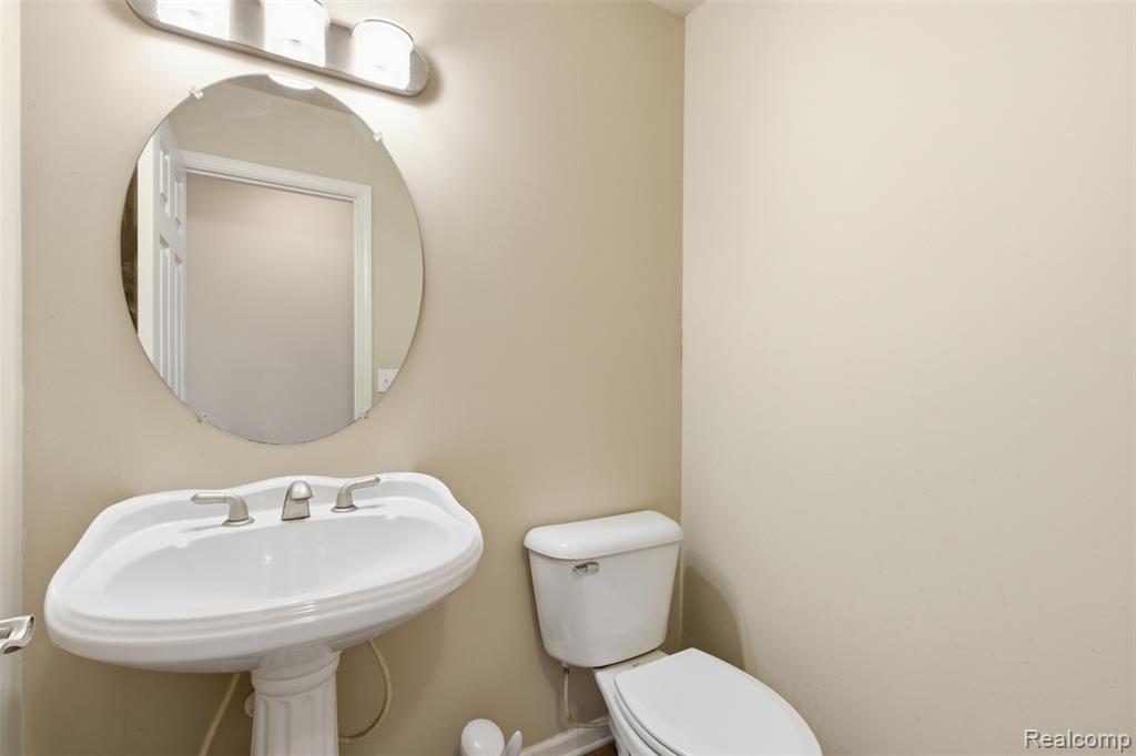 7767 W Branch Court, Ypsilanti, MI 48197 — Photo 25