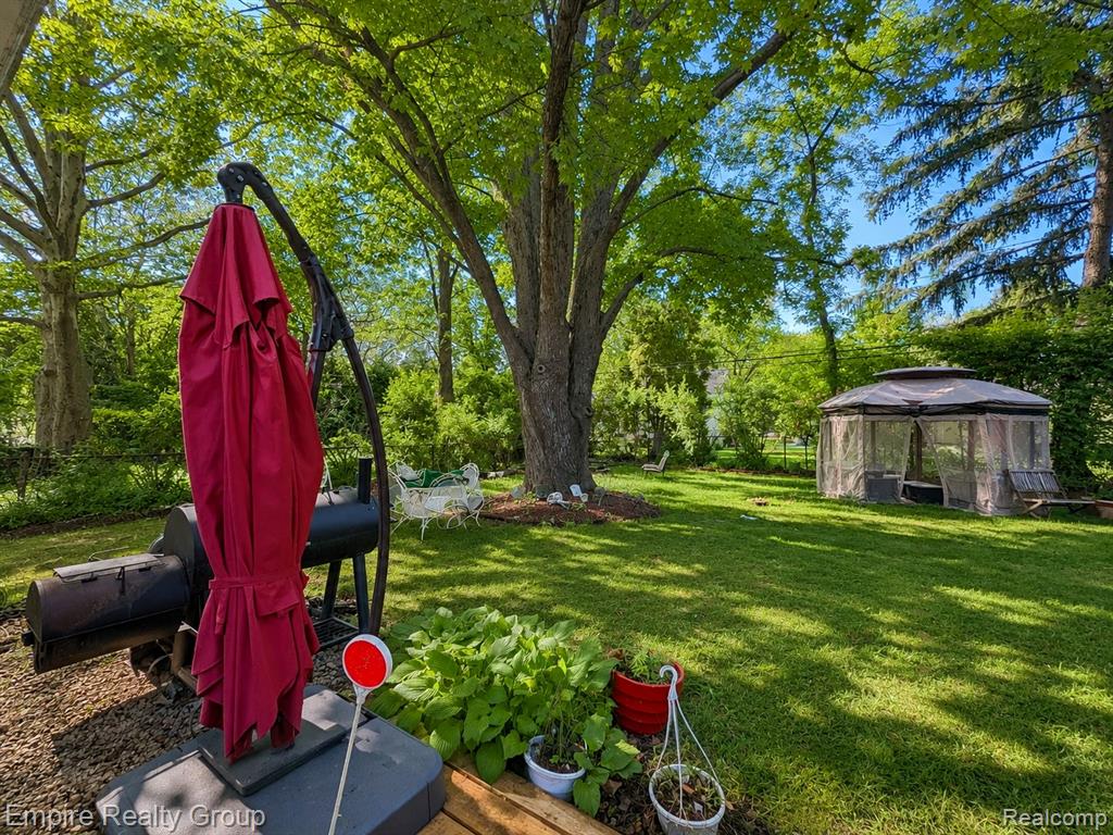 17300 Buckingham Avenue, Beverly Hills, MI 48025 — Photo 6
