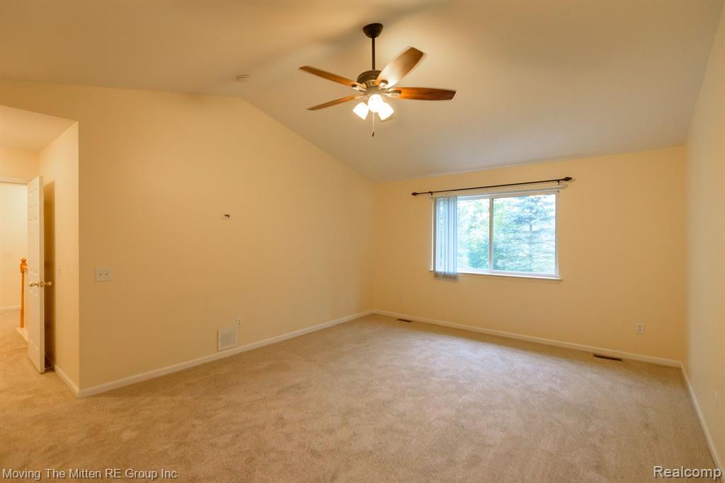 9084 W WALDEN Drive, Van Buren, MI 48111 — Photo 25