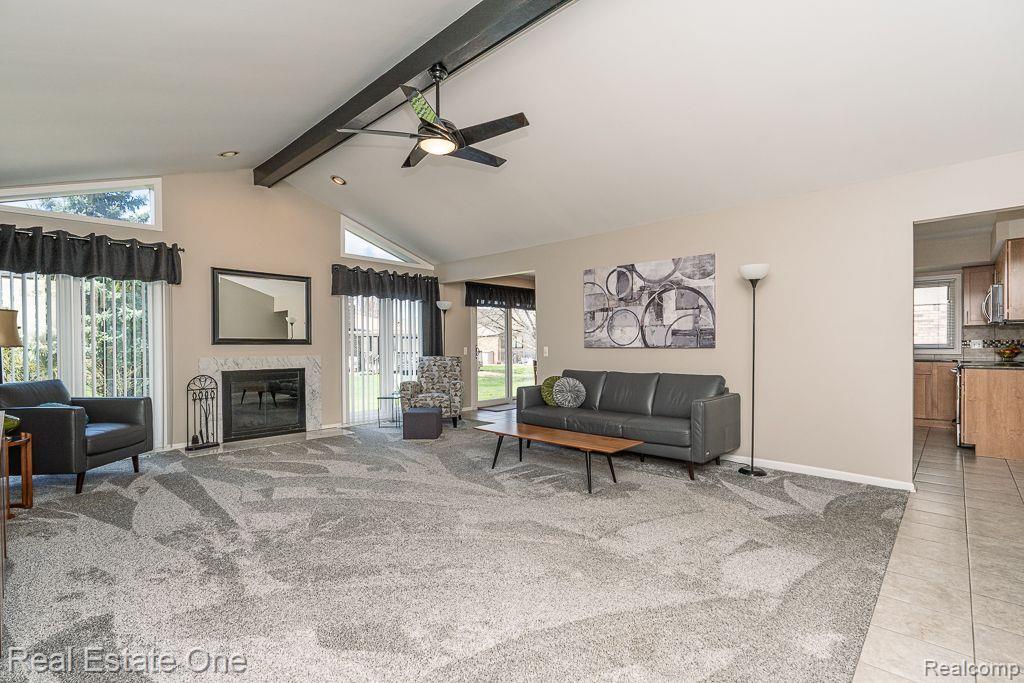 40323 FORDWICH Drive, Sterling Heights, MI 48310 — Photo 13