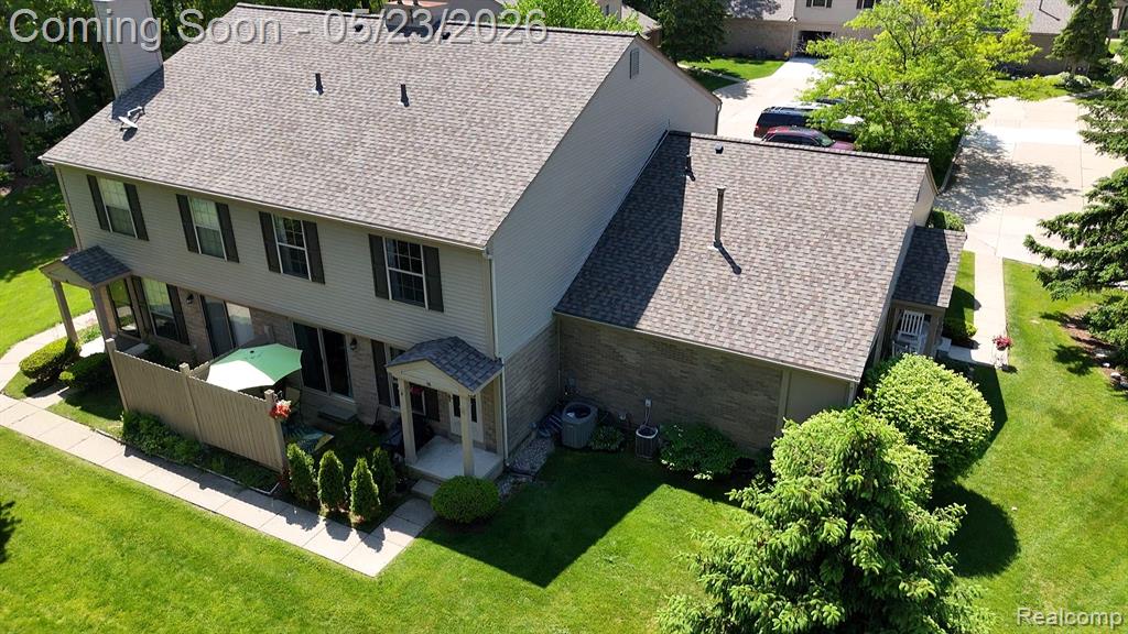 70 Pine Tree Ridge Drive, 2, Waterford, MI 48327 — Photo 35