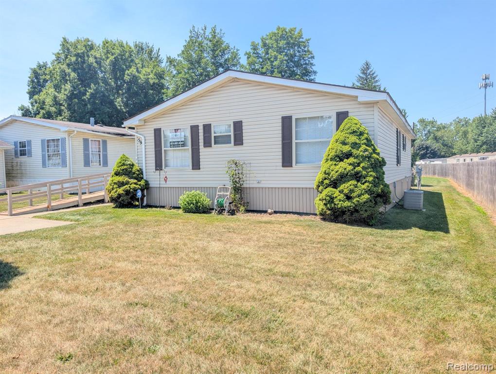 59 Foxpointe Court, Swartz Creek, MI 48473 — Photo 20