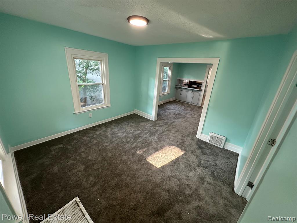 43 SUMMIT Street, Pontiac, MI 48342 — Photo 5