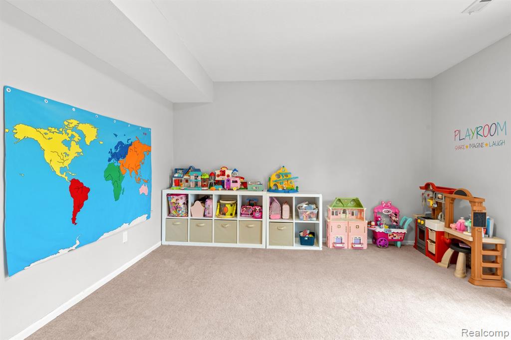 41306 WESTFIELD Circle, Canton, MI 48188 — Photo 17
