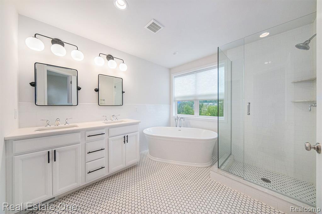 2987 STOKE Way, Ann Arbor, MI 48105 — Photo 25