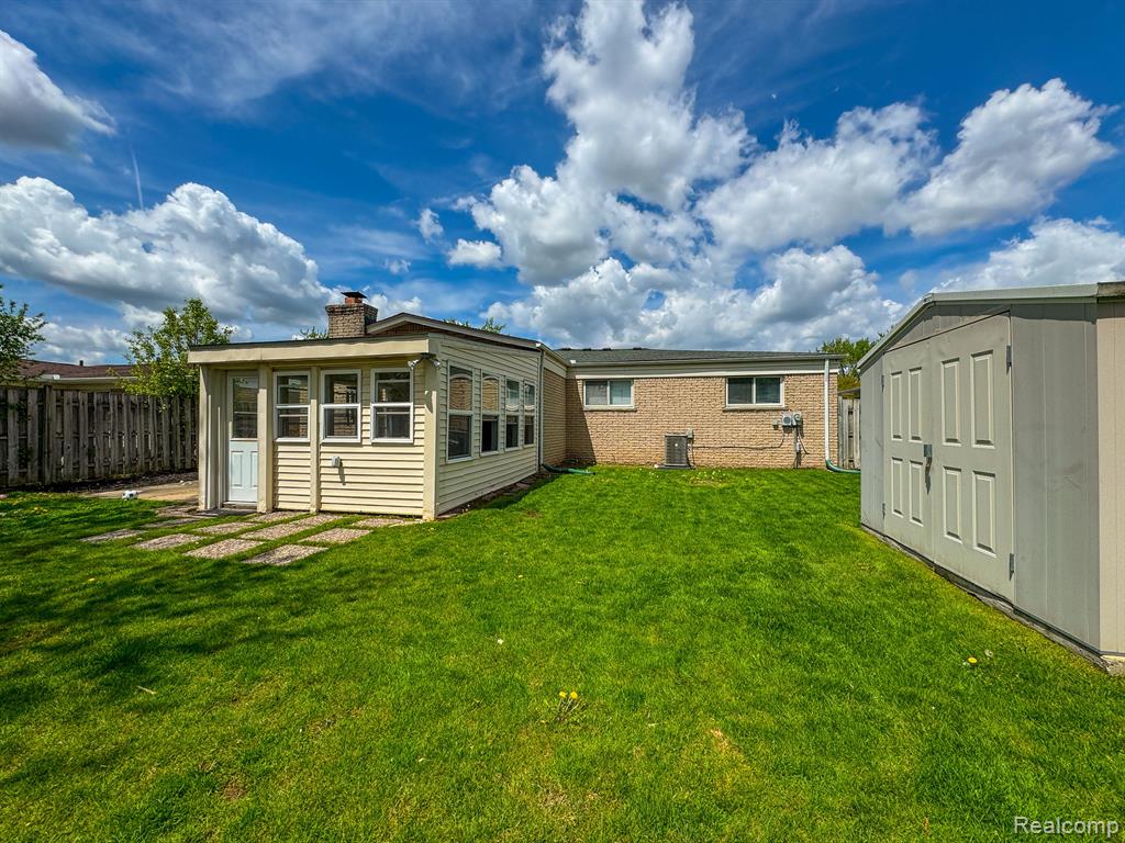 42979 SAXONY Road, Canton, MI 48187 — Photo 25
