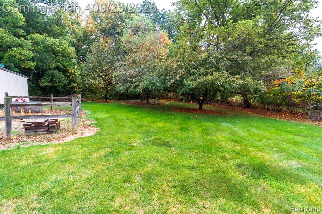2672 N Lapeer Road, Lapeer, MI 48446 — Photo 9