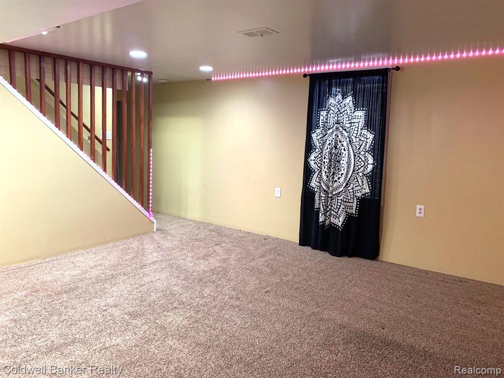 5109 BUCKINGHAM, 403, Troy, MI 48098 — Photo 13