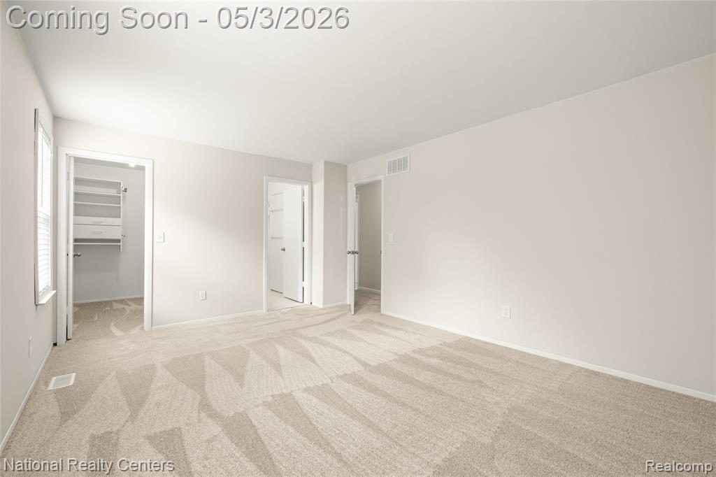35963 Fair Oaks Court Court, Farmington, MI 48331 — Photo 22