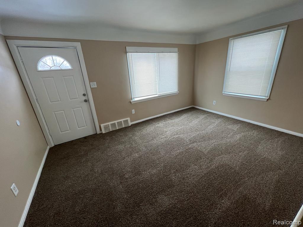 8316 Piedmont Street, Detroit, MI 48228 — Photo 4