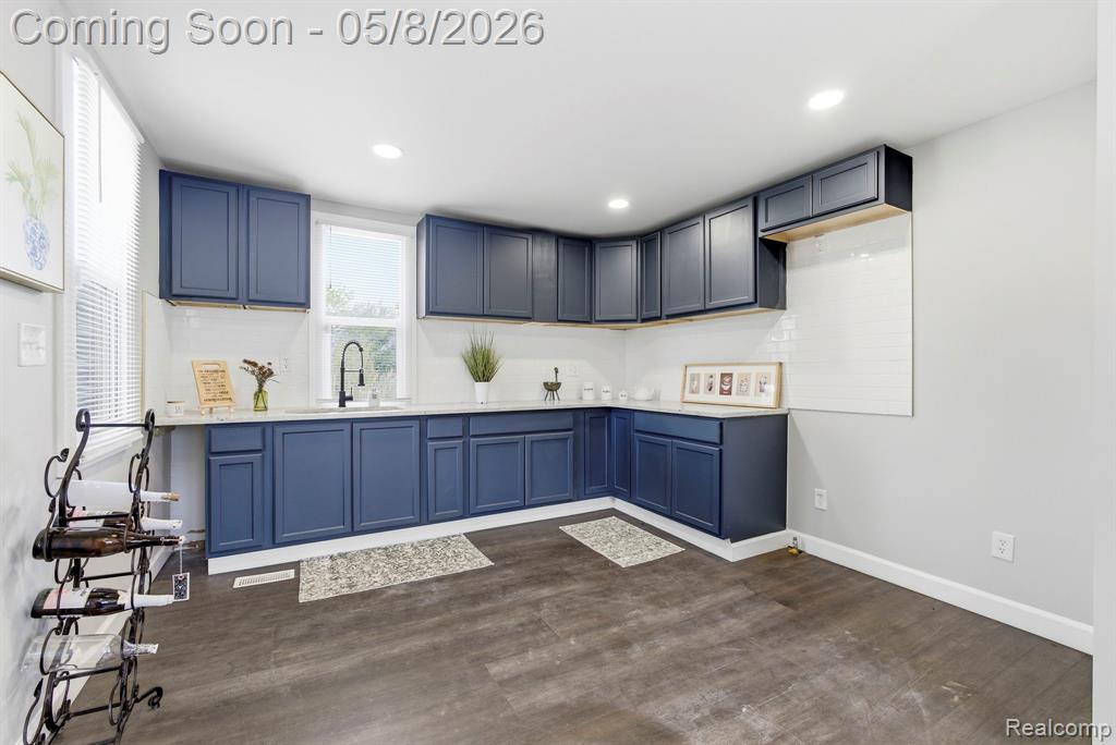 3869 Harding Street, Detroit, MI 48214 — Photo 12