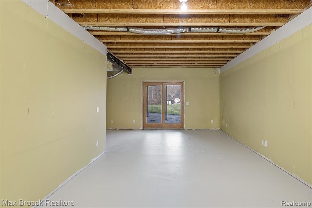 6426 OAK GROVE Road, Howell, MI 48855 — Photo 26