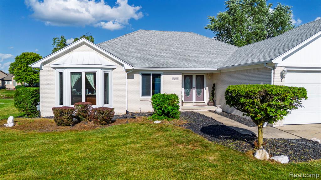52448 Cedar Mill Drive, Macomb, MI 48042 — Photo 4
