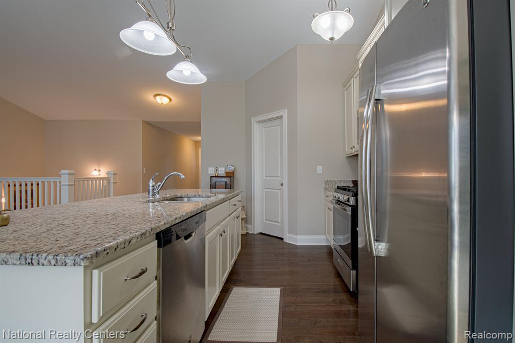 471 HOSTA, Howell, MI 48843 — Photo 11