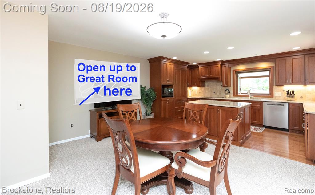 12168 CARRIAGE TRAIL Circle, Davisburg, MI 48350 — Photo 22