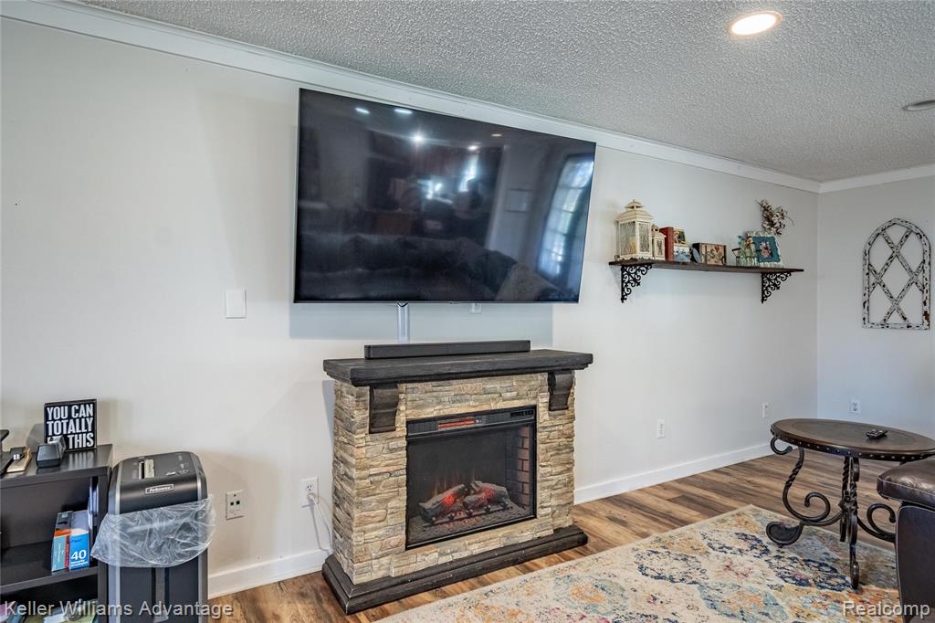 4879 Sundale Drive, Clarkston, MI — Photo 9