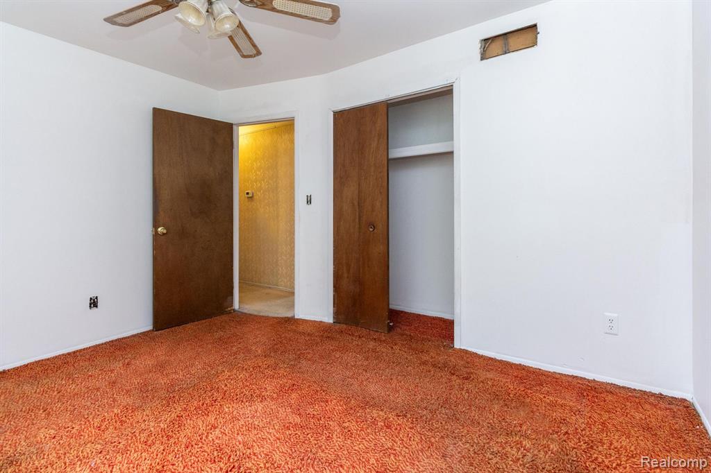 4996 Sanford Drive, Sterling Heights, MI 48310 — Photo 17