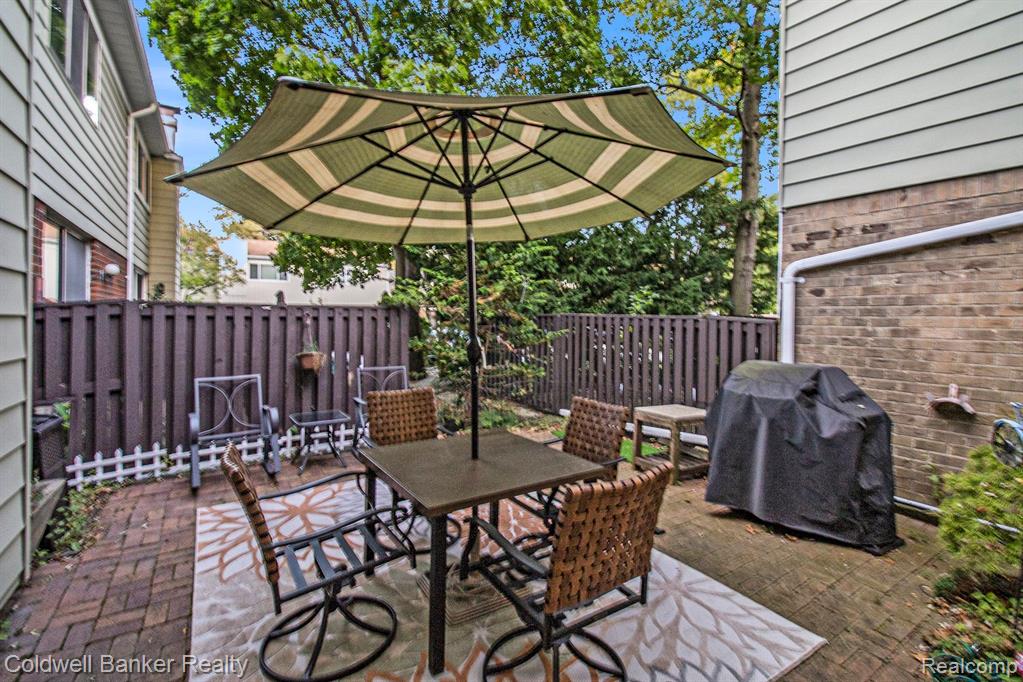 1807 WICKHAM Street, Royal Oak, MI 48073 — Photo 25