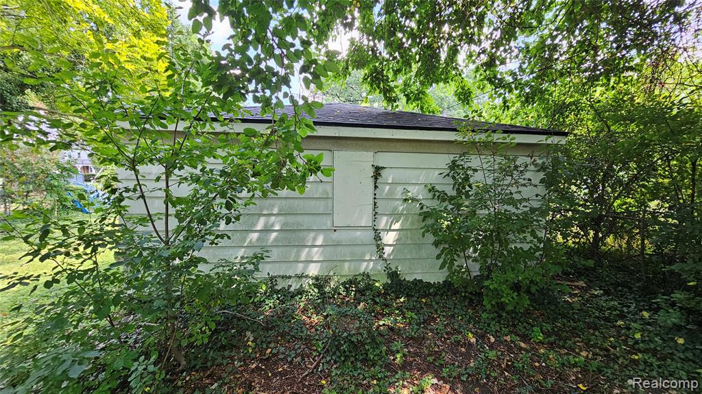 4695 Hereford Street, Detroit, MI 48224 — Photo 32