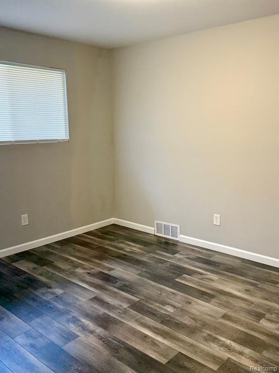 5602 MADISON Street, Dearborn Heights, MI 48125 — Photo 25