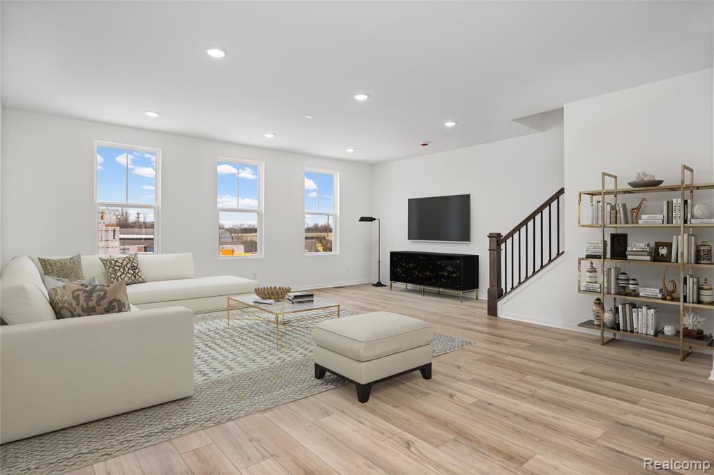 43071 Atwood Avenue, Novi, MI — Photo 5