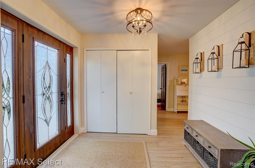 6181 Kings Scepter Court, Grand Blanc, MI 48439 — Photo 28