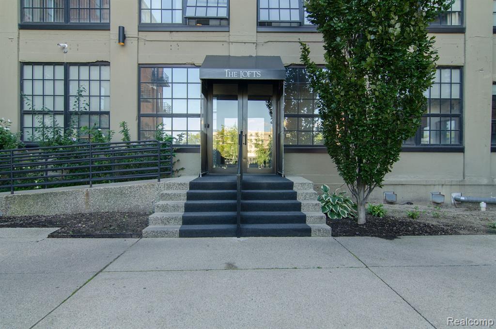 6533 E JEFFERSON AVE, 414, Detroit, MI 48207 — Photo 4