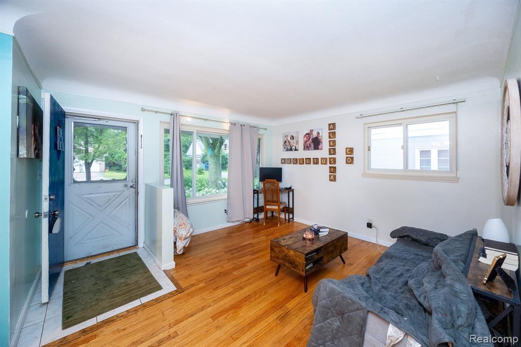 3979 ACADEMY Street, Dearborn Heights, MI 48125 — Photo 6