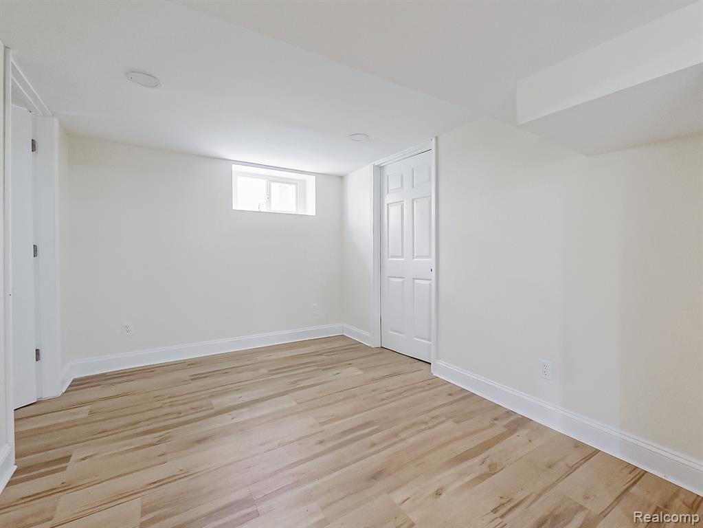 9379 Birwood Street, Detroit, MI 48204 — Photo 23