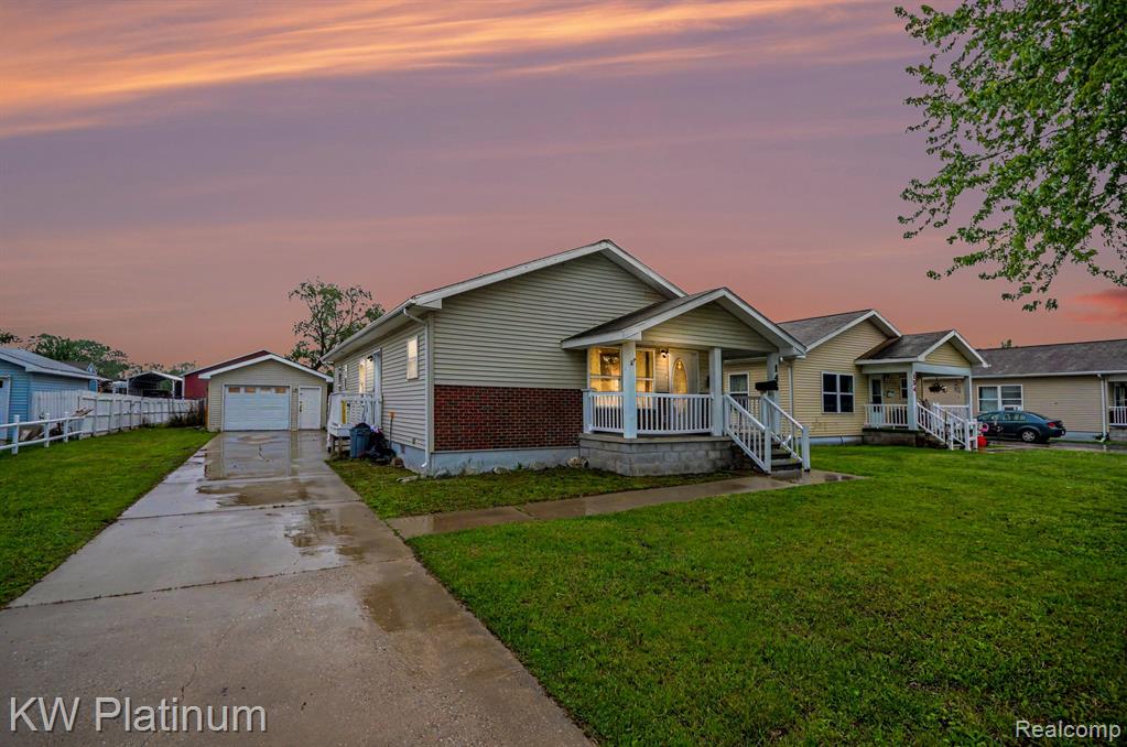 146 Rural Street, Port Huron, MI 48060 — Photo 2