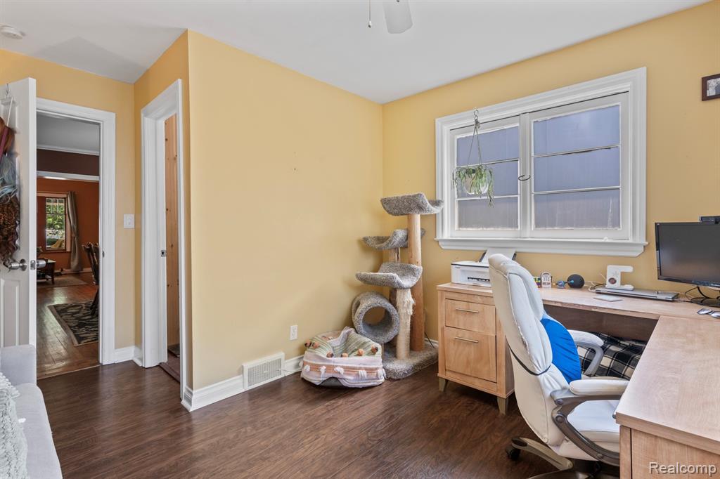 819 N Ball Street, Owosso, MI 48867 — Photo 29