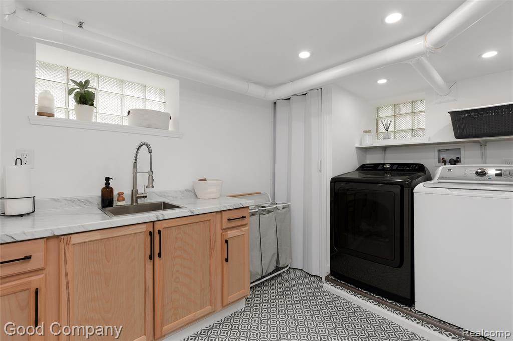 641 W WOODLAND Street, Ferndale, MI 48220 — Photo 49