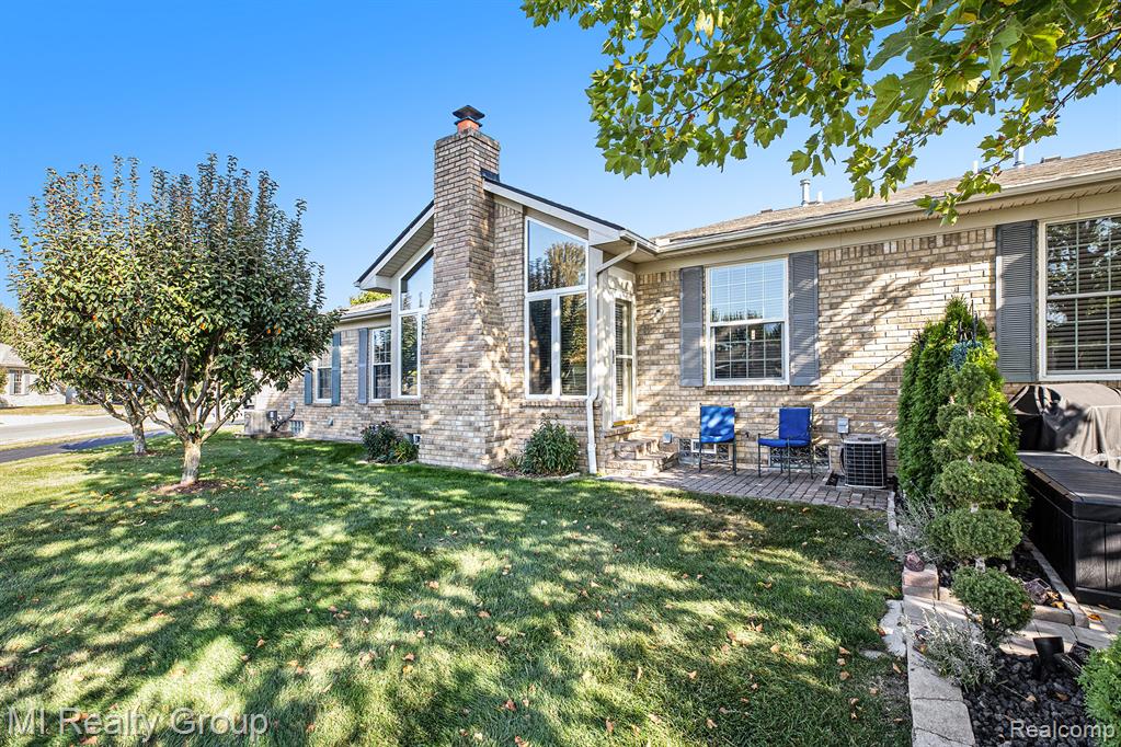 50317 Highpoint Court, Macomb, MI 48044 — Photo 24