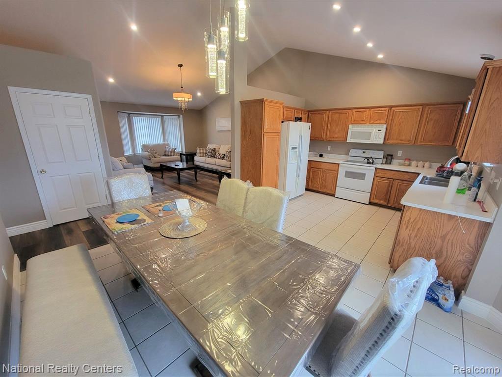 55477 RASPBERRY Drive, Macomb, MI 48042 — Photo 10