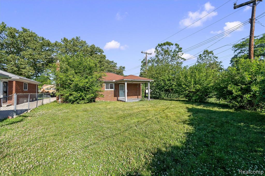 23520 Marlow Street, Oak Park, MI 48237 — Photo 29