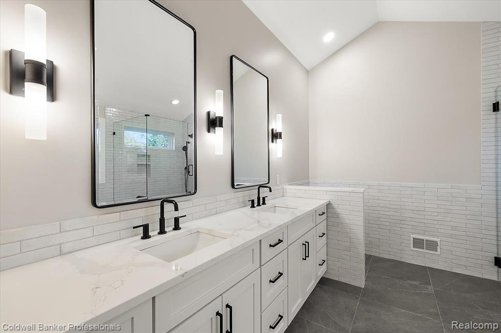 609 Herald Street, Plymouth, MI 48170 — Photo 14