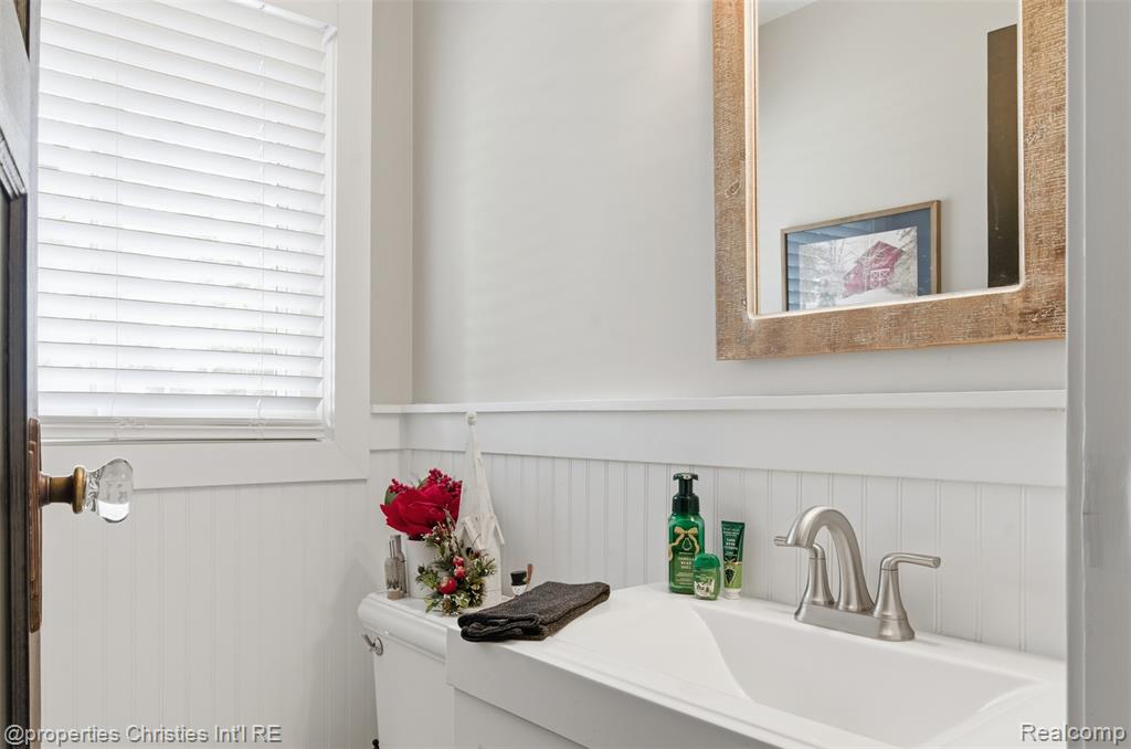 4305 Meadowlane Court, Bloomfield Hills, MI 48304 — Photo 5