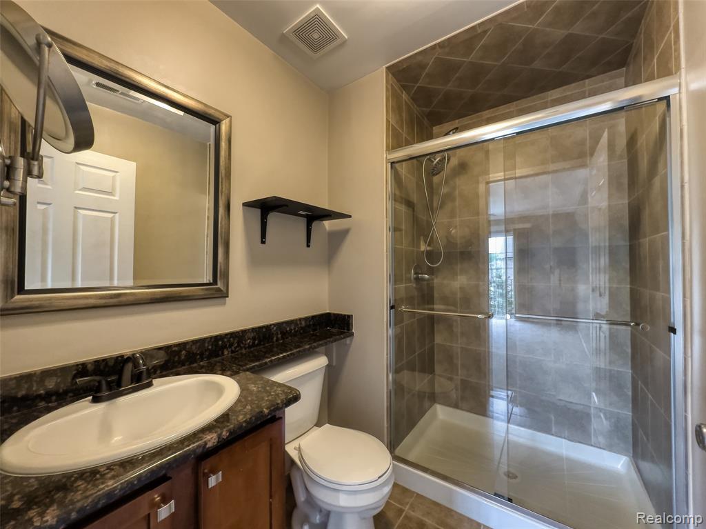 53274 Providence Drive W, Utica, MI 48316 — Photo 14