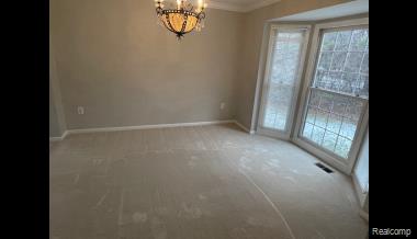 7411 MEADOWCREST, Orchard Lake Village, MI 48324 — Photo 10