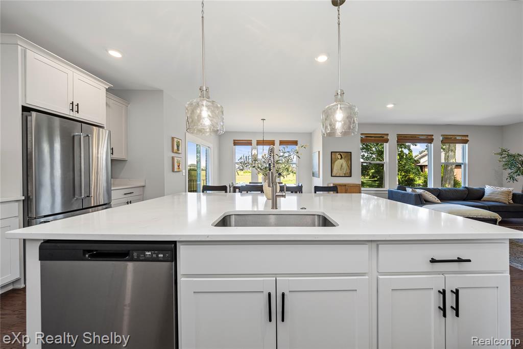 52322 Monaco Drive, Macomb, MI 48042 — Photo 12