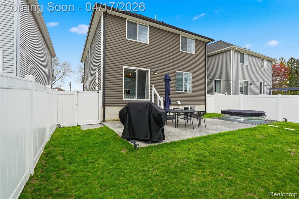 15918 Camperdown Avenue, Clinton Twp, MI 48035 — Photo 41