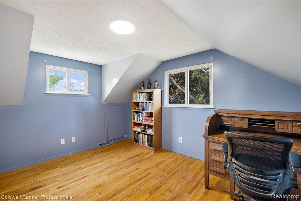 4738 GOODALE Avenue, Clarkston, MI 48348 — Photo 25