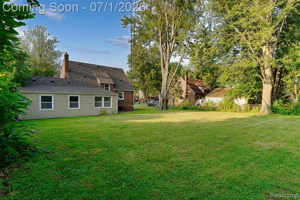 31979 Kathryn Street, Garden City, MI — Photo 8