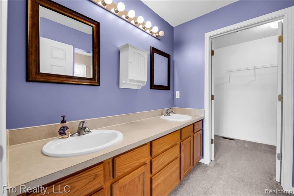 43880 Cherry Grove Court W, Canton, MI 48188 — Photo 18
