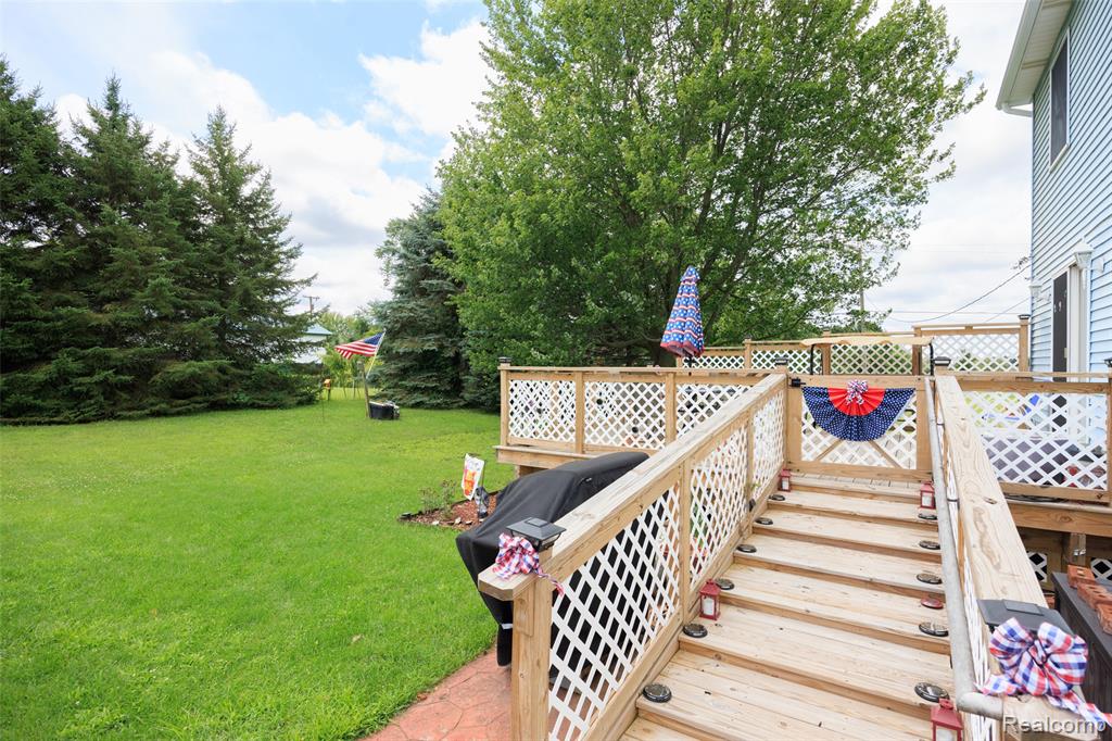 52909 10 Mile Road, South Lyon, MI 48178 — Photo 53