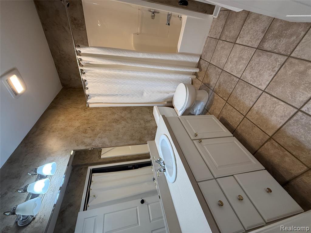 7172 Kings Way, Flushing, MI 48433 — Photo 21