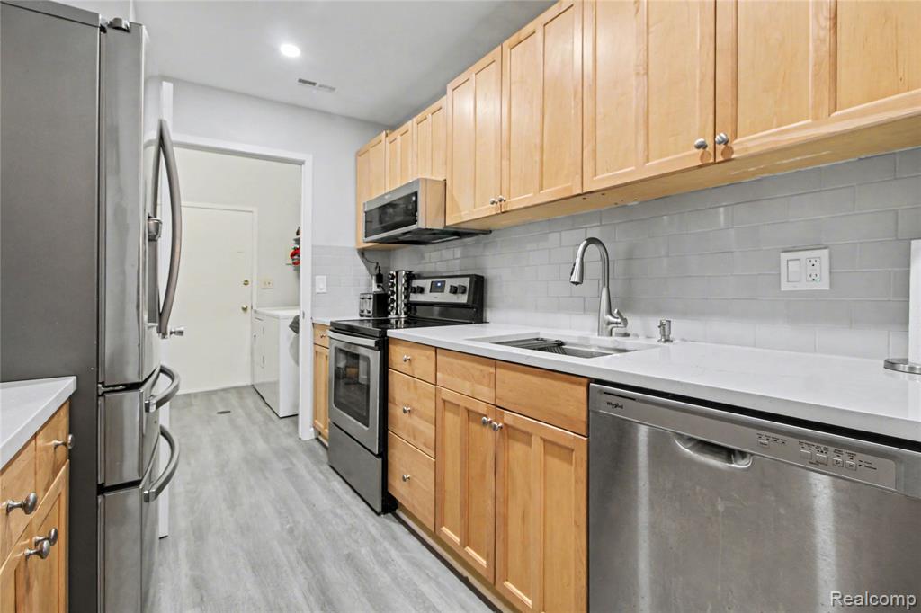 798 Peninsula Court, Ann Arbor, MI 48105 — Photo 7