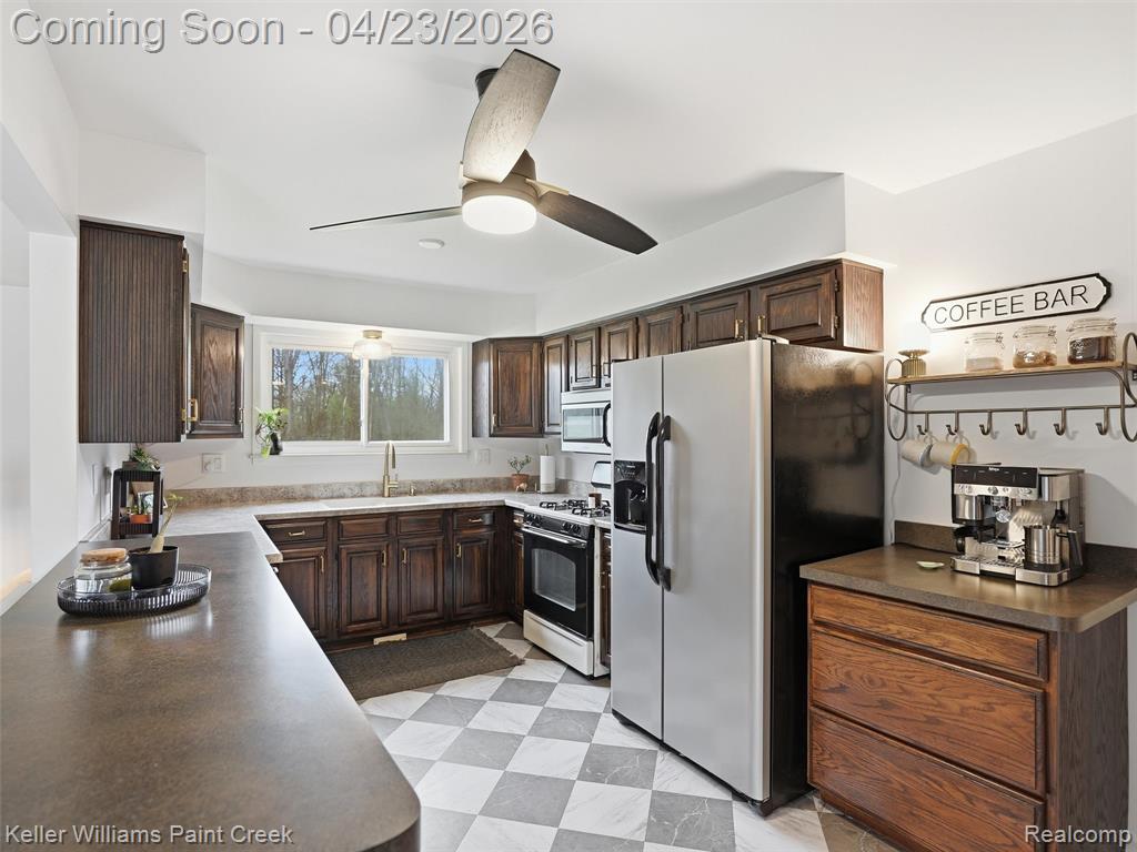3154 Branch Court, Wixom, MI 48393 — Photo 10