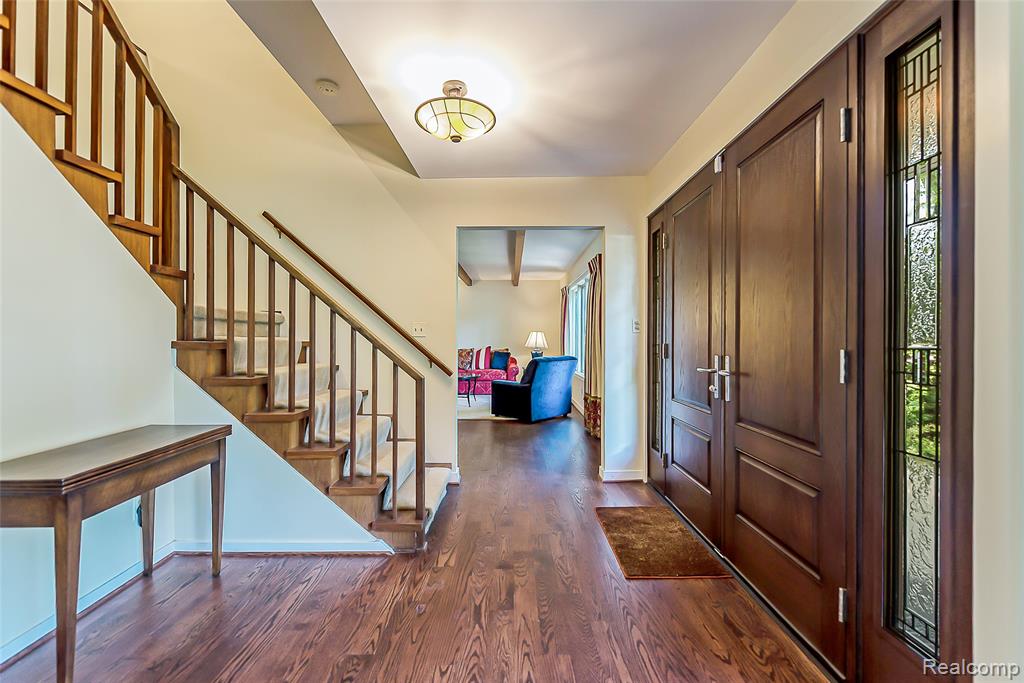 581 Woodway Court, Bloomfield Hills, MI 48302 — Photo 3